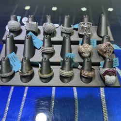 Moissanite men’s rings