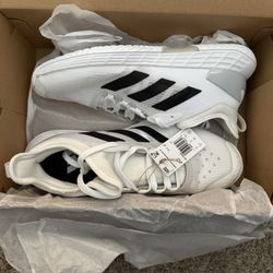 adidas Men's Adizero Ubersonic 4.1 Tennis Sneaker 