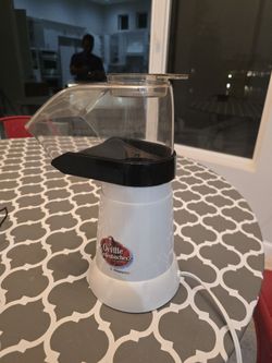 Popcorn Maker. $8