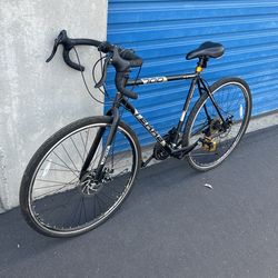 TERRA 700 bike