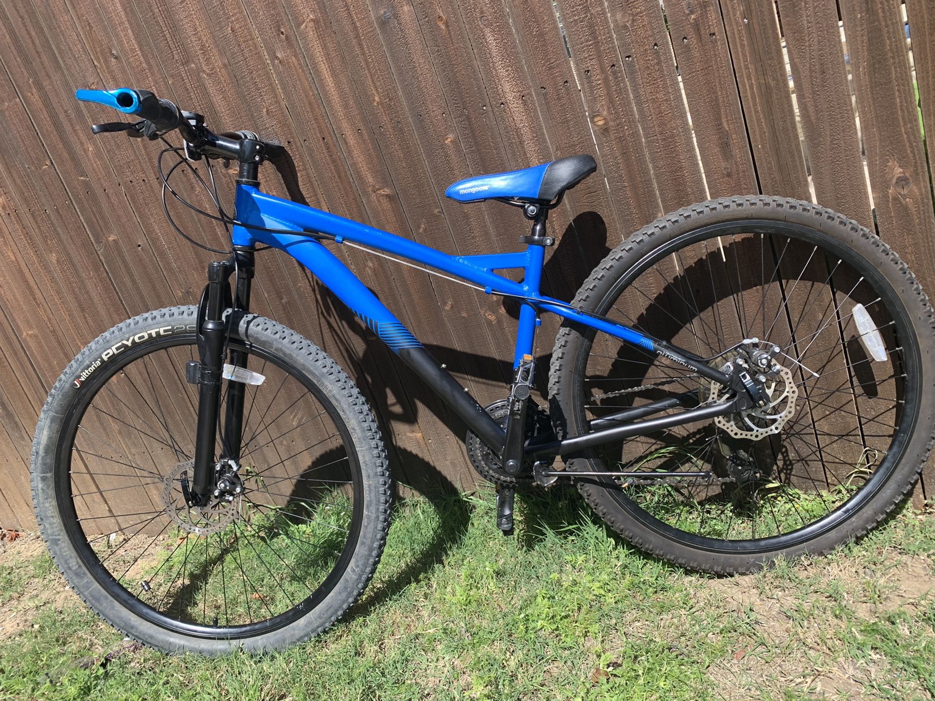 Mongoose Customized Mountain Bike - Dual Disk Brakes Bicycle - 21 speed ...