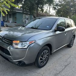 Outlander 4 Cylinders