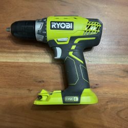 Ryobi 18V ONE+ Drill/Driver P208B — Light Use + Drill Bit Set (Tool-Only)
