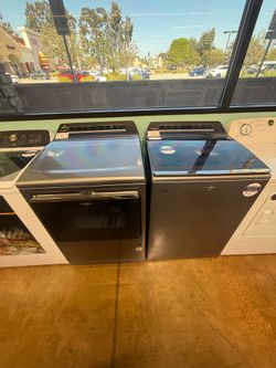 Whirlpool washing machine and gas dryer