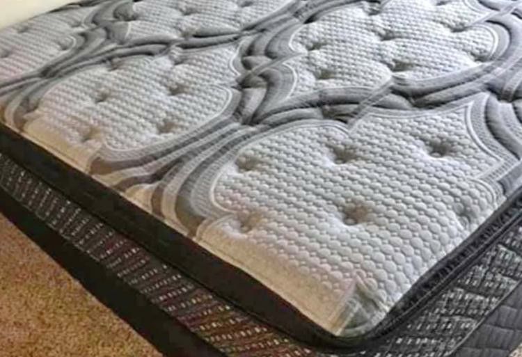 I REALLY NEED TO SELL EVERYTHING! BRAND NEW MATTRESSES! JUST $40 DOWN!