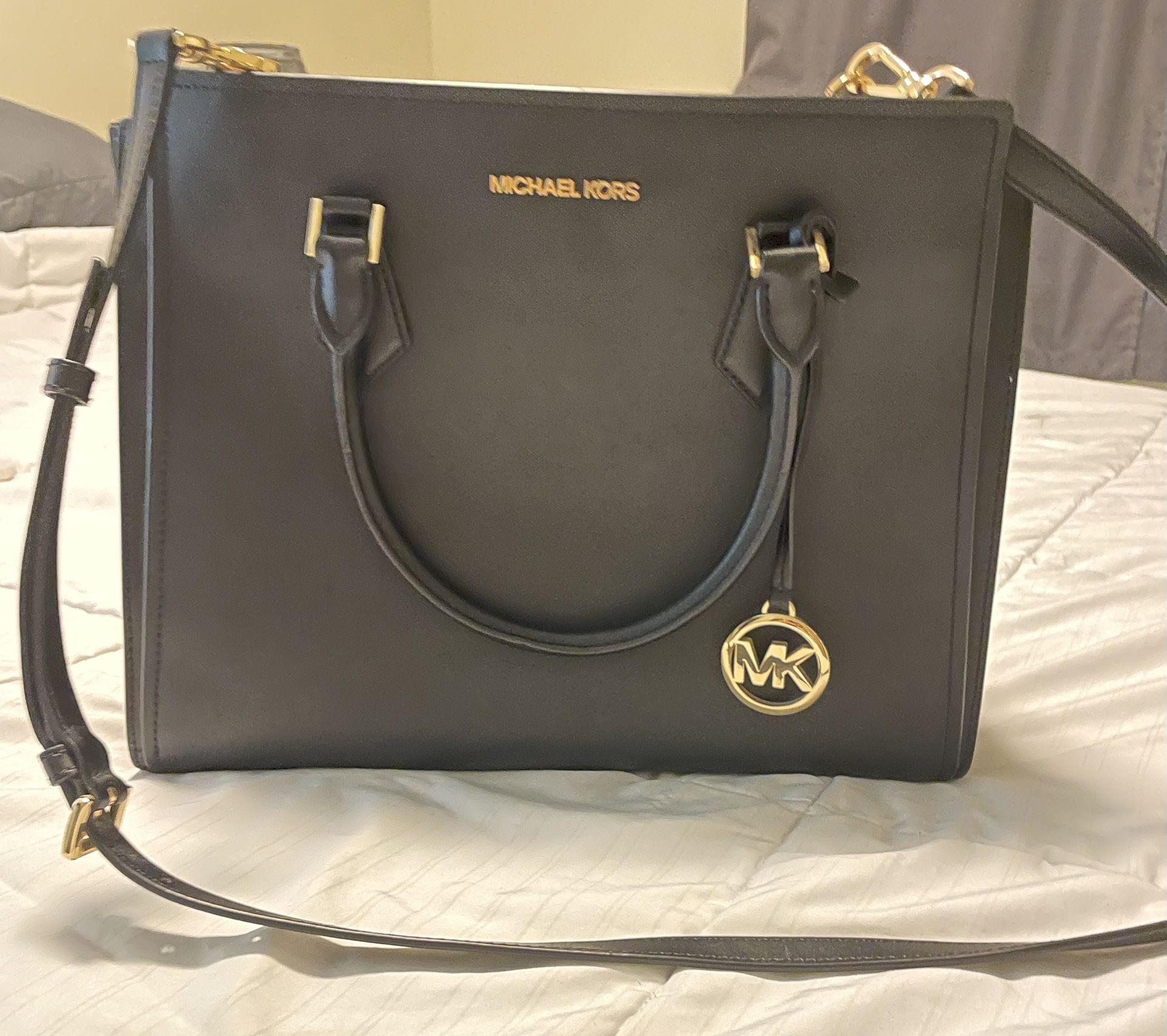 Michael Kors Sheila Medium satchel