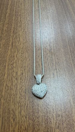 14kt Gold Chain + Pendant 