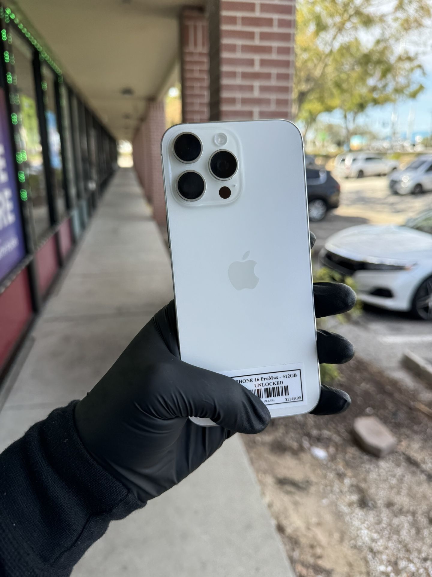 iPhone 16 Pro Max 512GB UNLOCKED 100% Battery