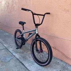 Haro Bmx Bike 20 Inches Tires Good Condition Ready To Ride 