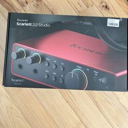 Focusrite Scarlett 2i2 Studio 