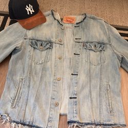 Levi’s distressed Jean jacket