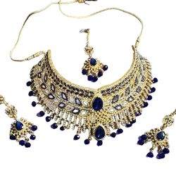 Choker Necklace Set