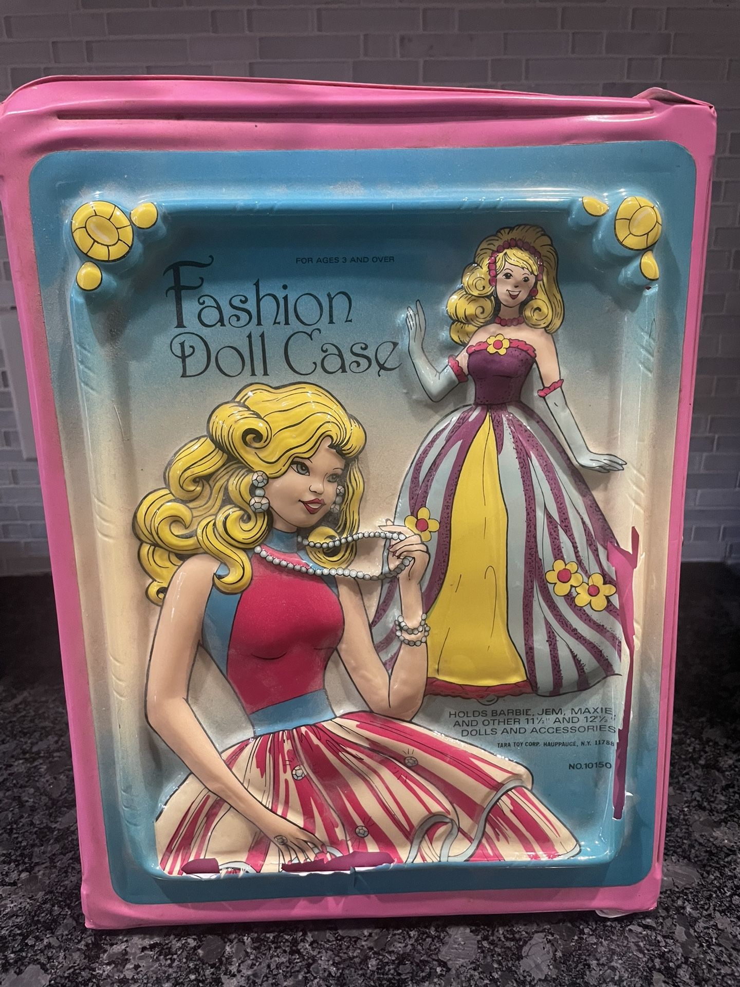 Vintage Pink Doll Carrying Case With Barbie And Doll Accessories Lot