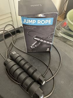 Set Of 2 Jump Ropes.. Box Open, Not Used