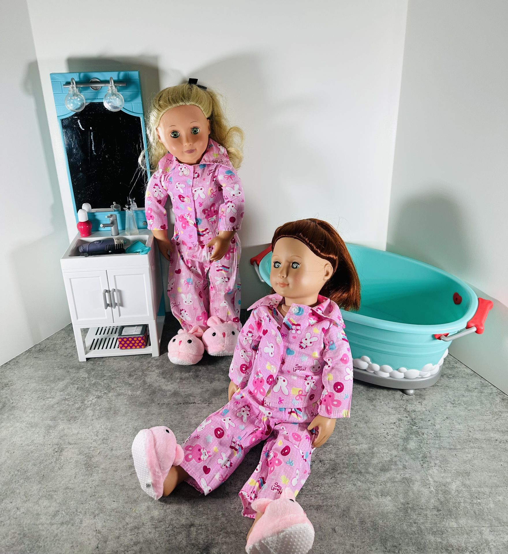Our Generation Dolls And Bathroom Set