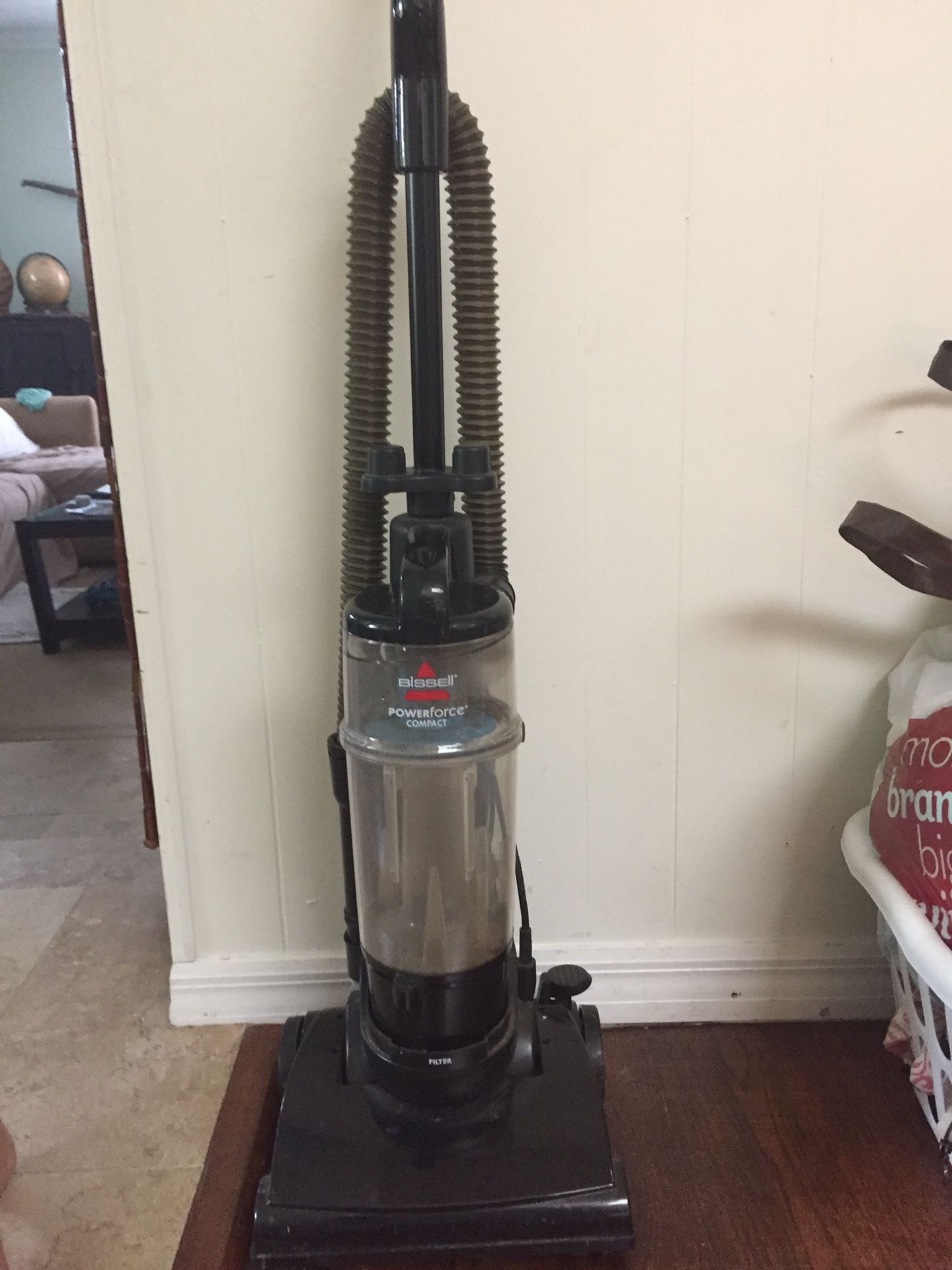 Bissell power force compact vacuum