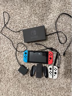 Nintendo Switch (With extra accessories)