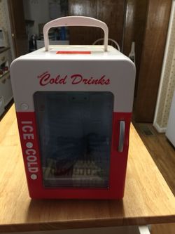 1970s old Coke cola AC DC refrigerator