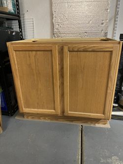 Vanity Cabinet Oak