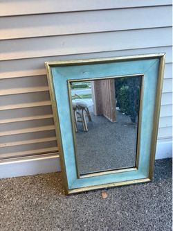 Free mirror