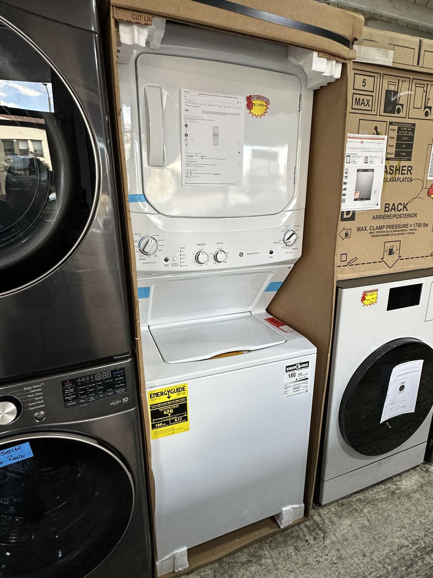 GE Stackable Washer And Dryer One Piece
