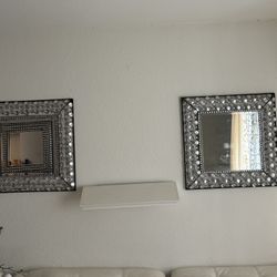Mirrors (decorative)