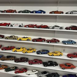 1/18 Scale Model Cars For Sale Diecast