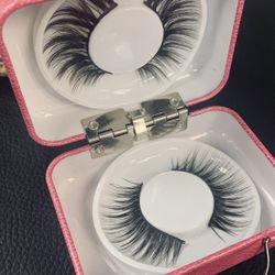 14$ Cute Suit Case Lash Holder With Lashes !! 
