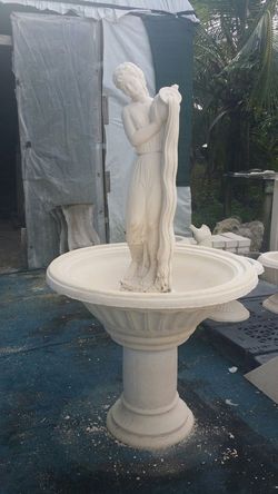 Lady fountain