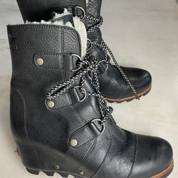 Sorel Joan Of Arctic Boots 