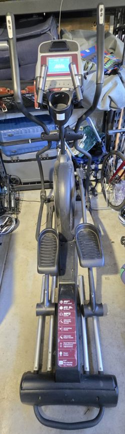 Elliptical machine - Sole E35