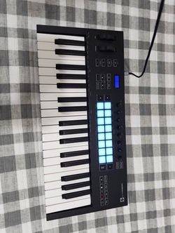 Novation LaunchKey 37 mk3