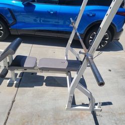 Very Strong Olympic Weight Bench With 7 Ft Olympic Bar