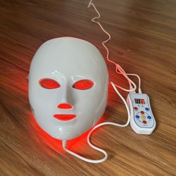 LED Face Mask Light Therapy