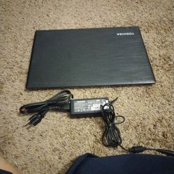 Laptop Toshiba For Parts Or Repair 