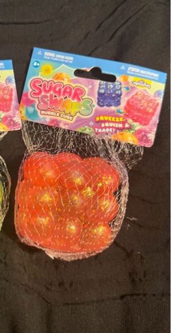 SQUISHY BUBBLE CUBES