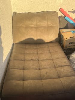 Leather Chaise Lounge