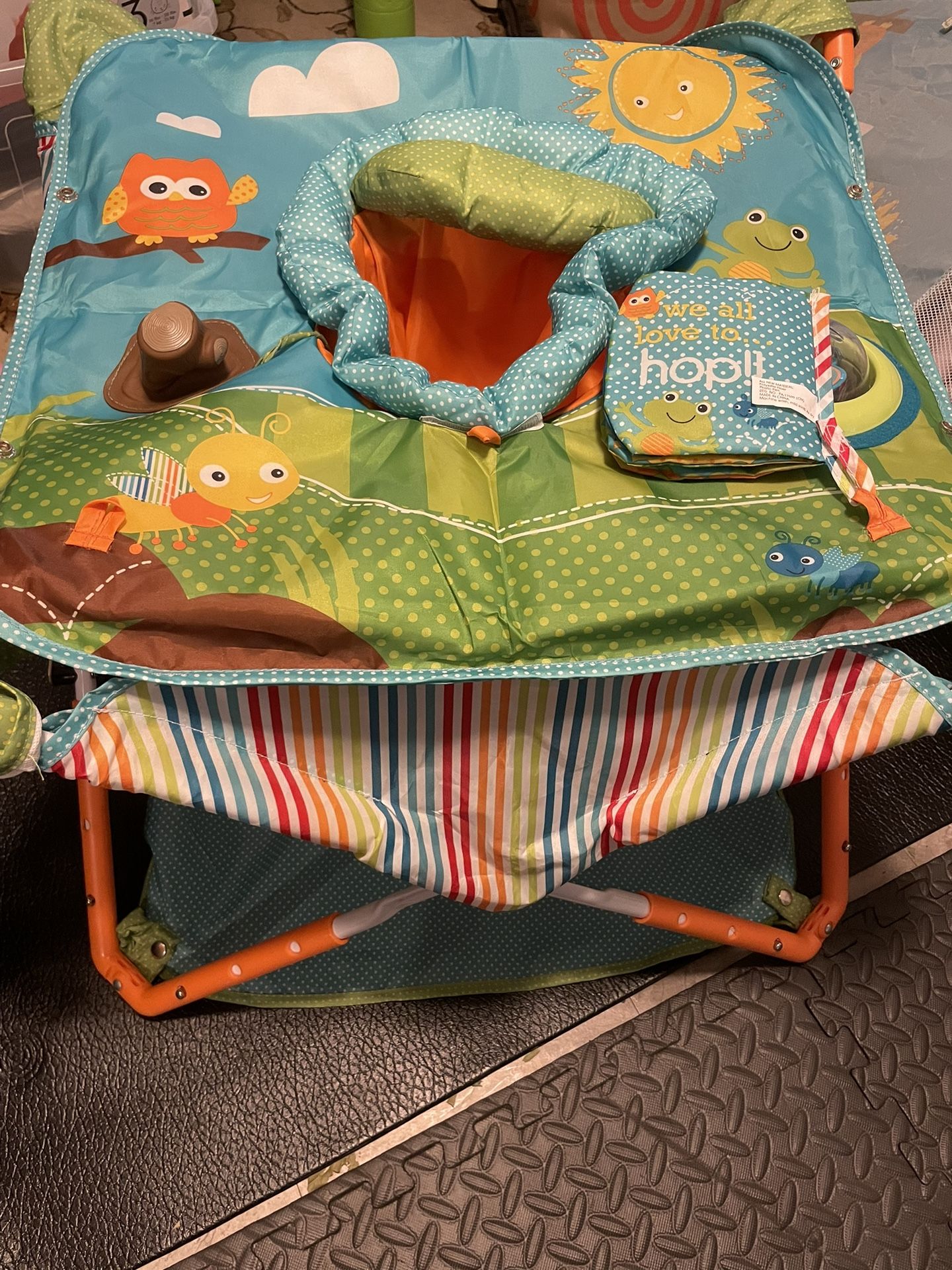 Summer Infant Pop Up And Jump Activity Center 