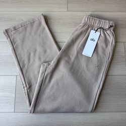 Alo Yoga Sweatpants New with Tags