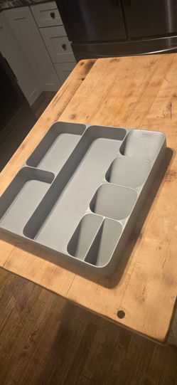 Flatware organizer