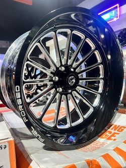 Fuel Offroad Black Milled 24x12 -60 6x139.7mm 78.1mm 