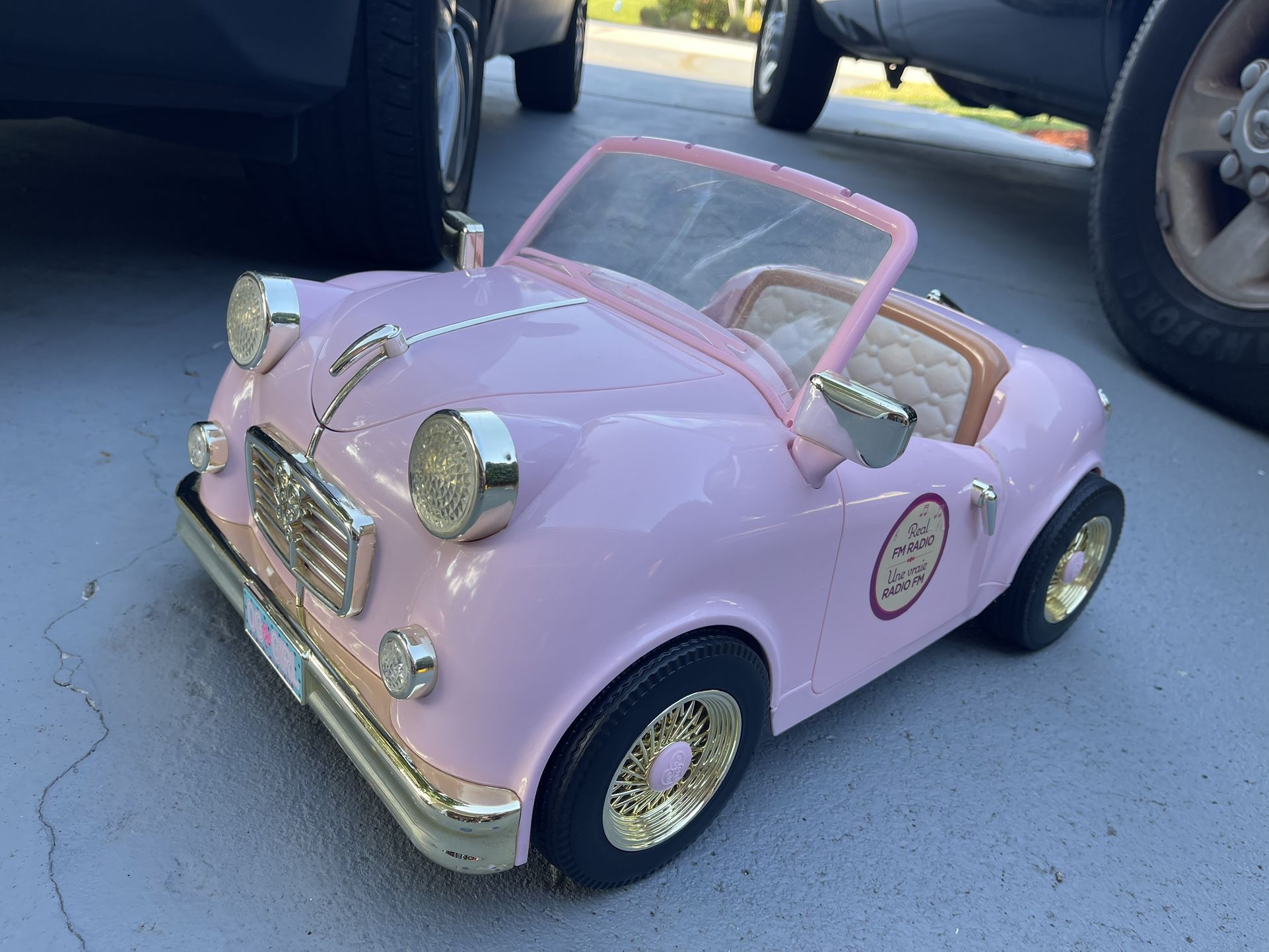 Our Generation Convertible Car For 18” Dolls