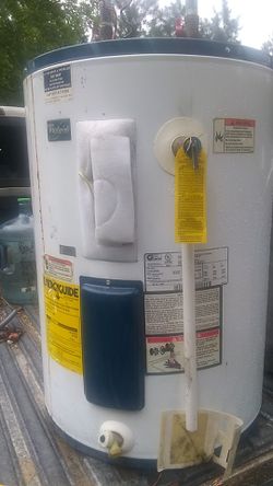 Whirlpool 38 gallon water heater