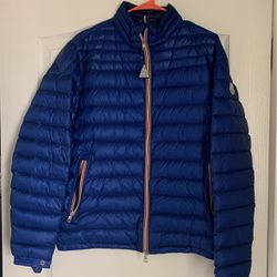 Blue Moncler Puffer Jacket/ Size 4 / Brand New / Never Worn 