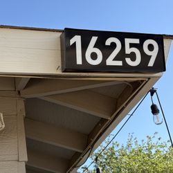 Custom Adress Number Signs 