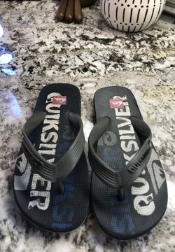 Boy’s sandals size 13-1