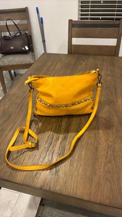 Crossbody purse
