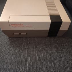 Nintendo Game Console 