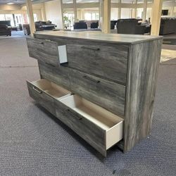 BAYSTORM GRAY DRESSER