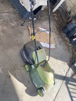 ELECTRIC LAWNMOWER